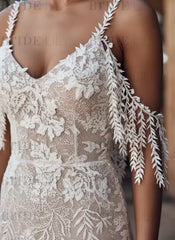 Lace Wedding Dress With Train Ivory A-Line Sleeveless V-Neck Backless Bridal Gowns