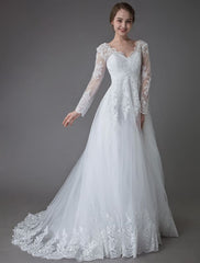 Lace Wedding Dresses Ball Gown V Neck Long Sleeve Backless Princess Bridal Dress Exclusive