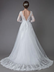 Lace Wedding Dresses Ball Gown V Neck Long Sleeve Backless Princess Bridal Dress Exclusive