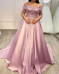 Off The Shoulder Champagne Plus Size Prom Dresses Lace Beaded Evening Gown