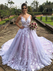 Gorgeous A Line Lace Wedding Dresses Vintage V Neck Sleeveless
