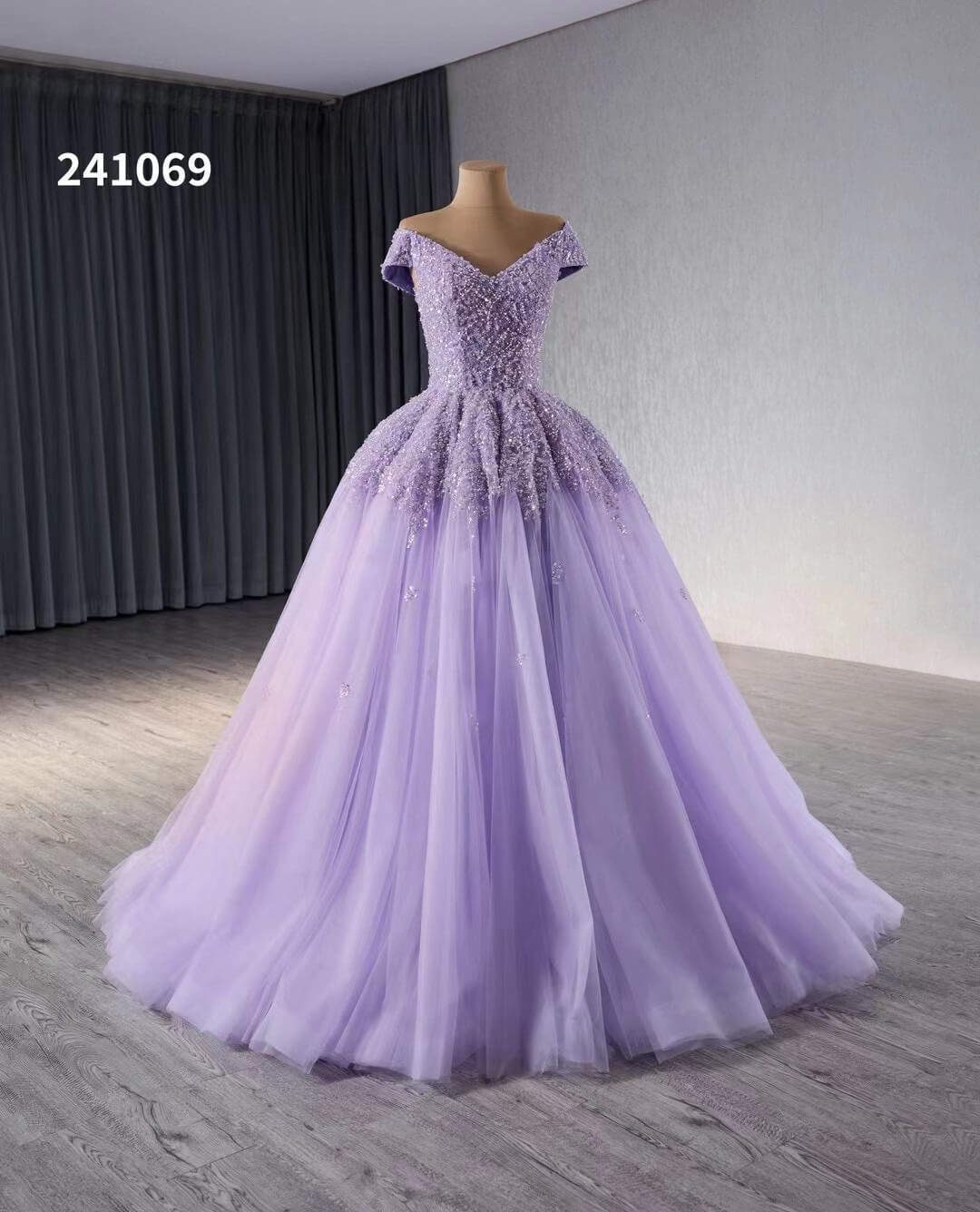 Lavender Beaded Sequin Wedding Gowns Off the Shoulder Quince Dress 241069