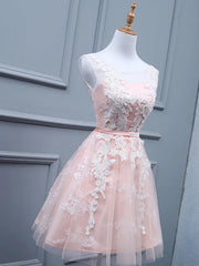 Robes de bal à dentelle courte rose clair, robes de remise des diplômes en dentelle courte rose clair