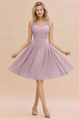 Elegant Ruffle Chiffon Short Bridesmaid Dress Sleeveless V-Neck Aline Knee Length Homecoming Dress