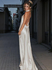 Tight neck hanging sweeping and trailing  woven satin wedding dress