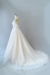 Lange A-Line spaghetti-riem kanten tule tule backless trouwjurk
