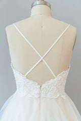 Lange A-Line spaghetti-riem kanten tule tule backless trouwjurk