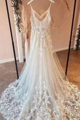 Lange A-lijn spaghetti-riemen Sweetheart Appliques Lace Tule trouwjurk