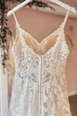Lange A-lijn spaghetti-riemen Sweetheart Appliques Lace Tule trouwjurk