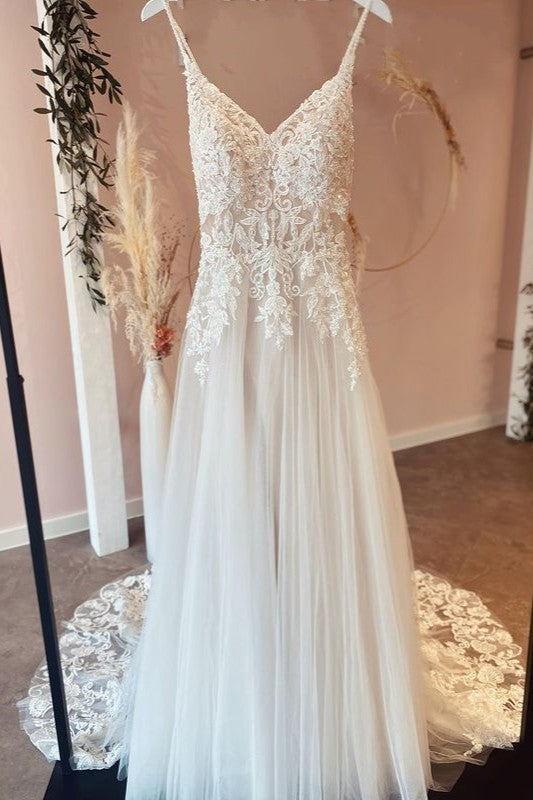 Lange A-lijn spaghetti-riemen Sweetheart Appliques Lace Tule trouwjurk