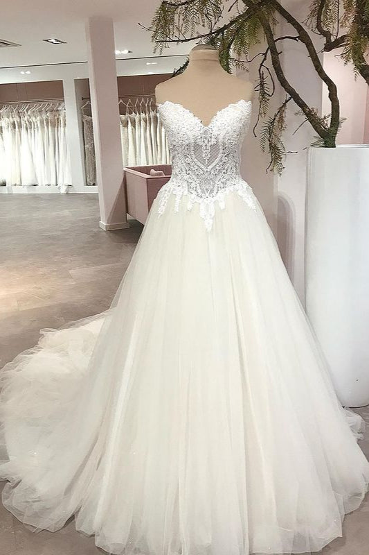 Lange a-line lieverd backless tule appliques kanten trouwjurk