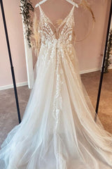 Lange A-Line Tule Appliques Lace Spaghetti-riemen V-hals Backless trouwjurk