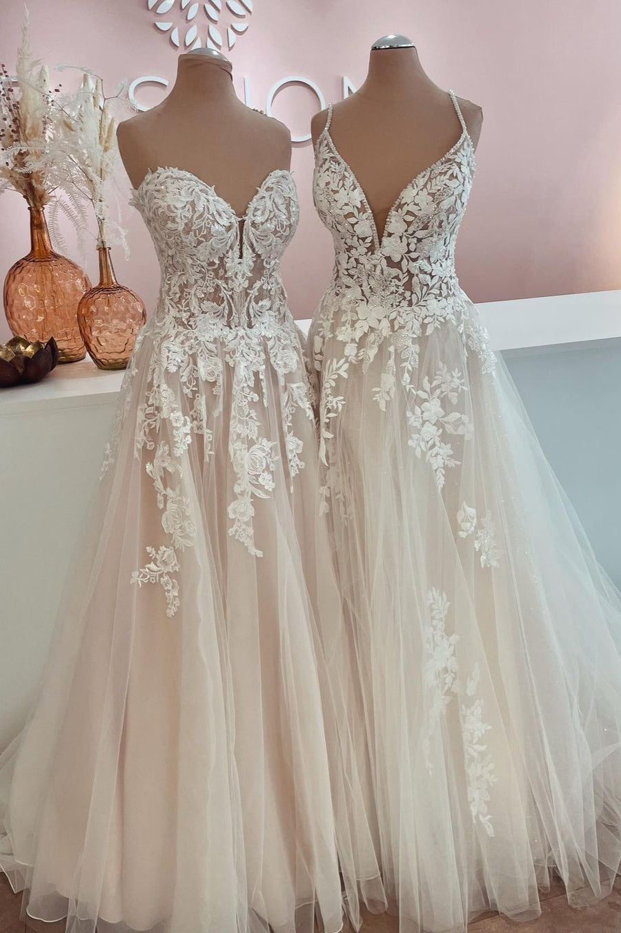 Lange A-Line Tule Lace Appliques Backless trouwjurk