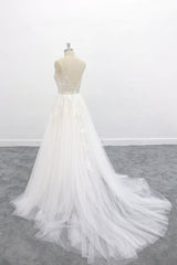 Lange A-lijn V-hals BACKLOSS APPLIKES LAND TULLE Wedding Jurk