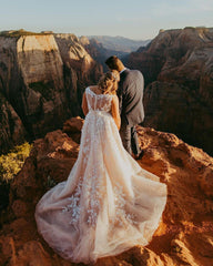 Long A-Line V-Neck Tulle Lace Appliques Wedding Dress with Train