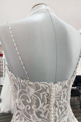 Lange baljurk v-hals spaghetti riemen tule kanten trouwjurk