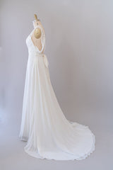 Lang Empire A-Line V-hals kanten Chiffon Open Back Wedding Jurk