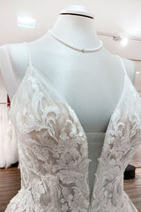 Lange prinses tulle v nek pailletten kanten appliques trouwjurk