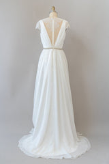 Lange schede V-hals kanten chiffon trouwjurk met dopmouwen