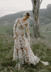 Long Sleeve Nude Boho Wedding Dresses Sheath Lace Bohemian Bridal Gown RDS001