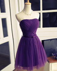 Belle robe de retour pourpre, robe formelle mignonne