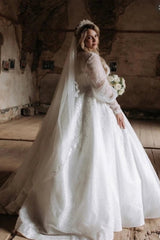 Luxurious Plus Size Tulle Aline Wedding Dress Lace Appliques Bridal Dress