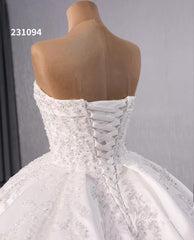 Luxury Beaded Satin Wedding Dresses Strapless Bridal Gown Cathedral Train Corset Back 231094