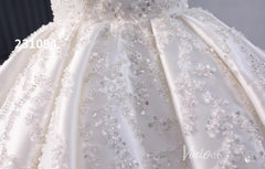 Luxury Beaded Satin Wedding Dresses Strapless Bridal Gown Cathedral Train Corset Back 231094