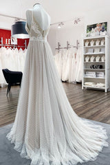 Luxe lange A-lijn V-hals tulle open rug kanten trouwjurk