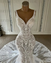 Mermaid Lace Sweetheart Wedding Dress V-neck Long Bridal Dress with Train