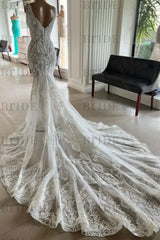 Mermaid Lace Sweetheart Wedding Dress V-neck Long Bridal Dress with Train