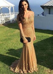 Long Sleeves Sweep/Brush Train Black Prom Dresses With Lace Appliques