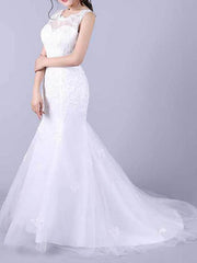Mermaid \ Trumpet Wedding Dresses Jewel Neck Floor Length Lace Sleeveless Casual Plus Size