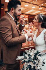 Mermaid V Neck Lace Wedding Dress with Long Sleeves