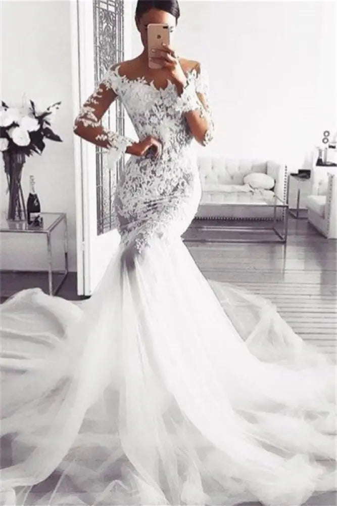Modern Mermaid Wedding Dress with Long Sleeves and Lace Appliques