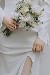 Modern V-Neck Long Sleeve Slit Wedding Dress