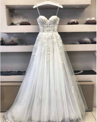 Bescheiden lang een lijn lieverd Lace tule trouwjurk