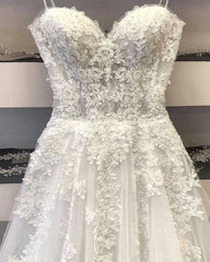 Bescheiden lang een lijn lieverd Lace tule trouwjurk