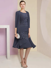 Two Piece Sheath / Column Mother of the Bride Dress Formal Wedding Guest Vintage Elegant Scoop Neck Jewel Neck Knee Length Chiffon Lace Short Sleeve Jacket Dresses with Tier Appliques