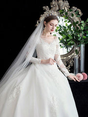 New White Wedding Dress Ball Gown Cathedral Train Jewel Neck 3/4 Length Sleeves Natural Waist Applique Satin Fabric Bridal Dresses