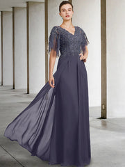 A-Line Plus Size Curve Mother of the Bride Dress Elegant V Neck Floor Length Chiffon Lace Short Sleeve with Beading Sequin