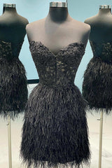 Black Feathers Strapless Short Homecoming Dress