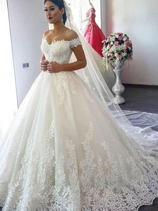 Off The Shoulder Ball Gown Wedding Dress Short Sleeve With Train
