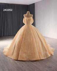 Off the Shoulder Beaded Wedding Dresses Luxury Ball Gown Quinceanera Dress 241052