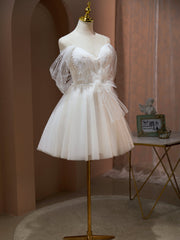 Hors de la robe de bal de tulle de champagne, robe de retour formelle courte