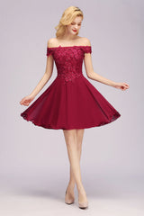 Off-the-shoulder Short Lace Bridesmaid Dresses