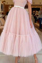 Off-The-Shoulder Tulle Prom Gown Tea Length Sweetheart Blush Pink Evening Dresswith Belts