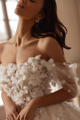 Beautiful Off-the-Shoulder Aline Wedding Dress Lace Appliques Ball Gown