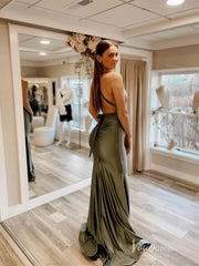 Olive Green Mermaid Satin Prom Dresses Plunging V-Neck Evening Dress FD2662