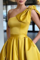 One Shoulder Yellow Satin Prom Dresses with High Slit Aline Graduation Evening Dresses